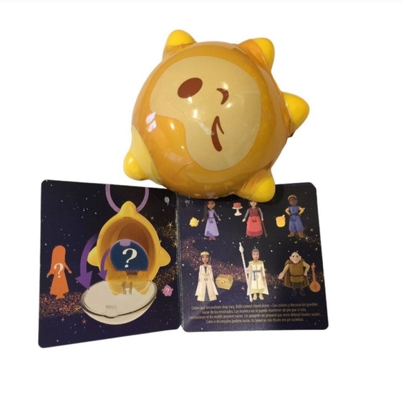 : 10 sealed Disney’s Wish Star Reveals Mini Doll Surprise, Keychain Compact - Picture 3 of 12